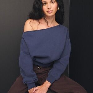 Abercrombie & Fitch Off-the-Shoulder Navy Sweatshirt